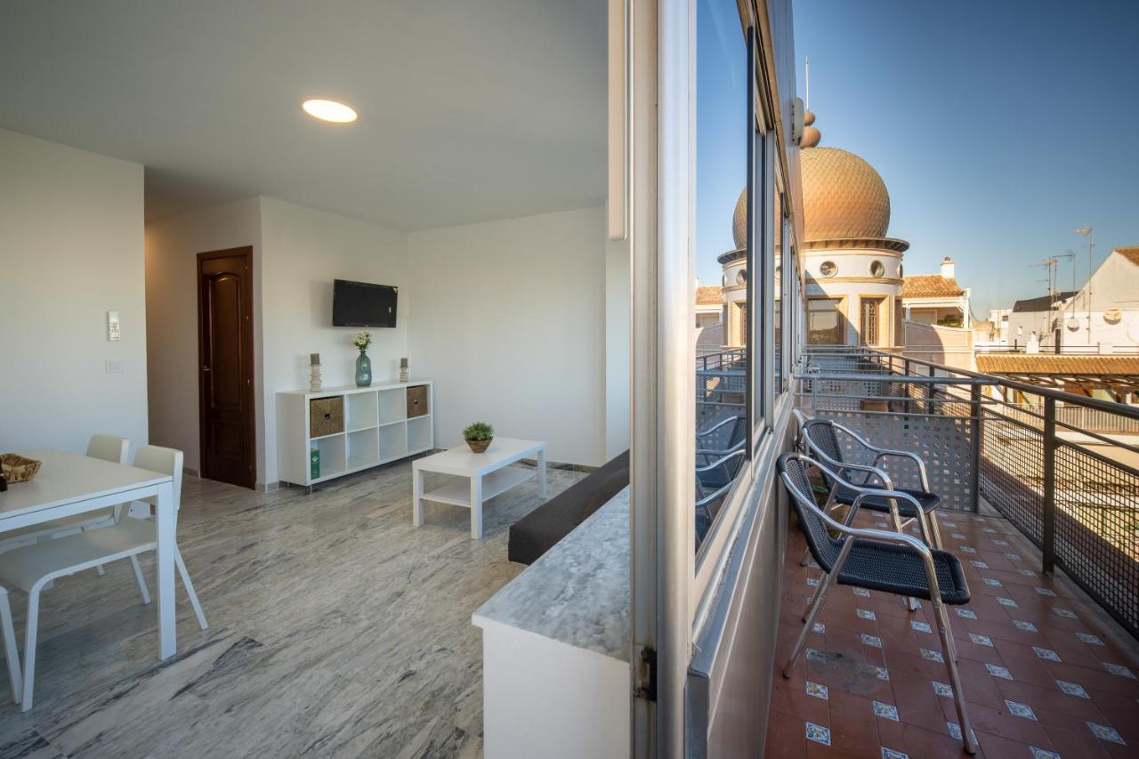 Conjunto De Apartamentos Antiguo Palacio Hotel Paris Huelva Exteriör bild